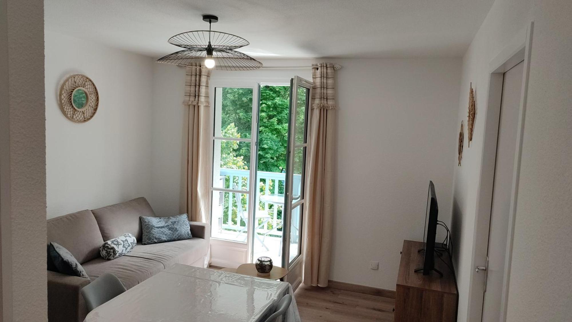 Charmant Appartement 4 Pers,Vue Montagne Avec Parking Prive Et Balcon Cauterets Esterno foto